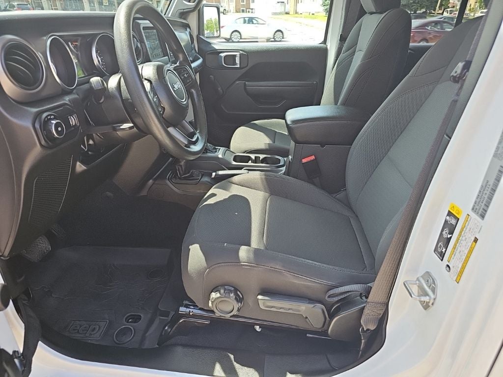 2023 Jeep Wrangler 4-Door Sport 4x4