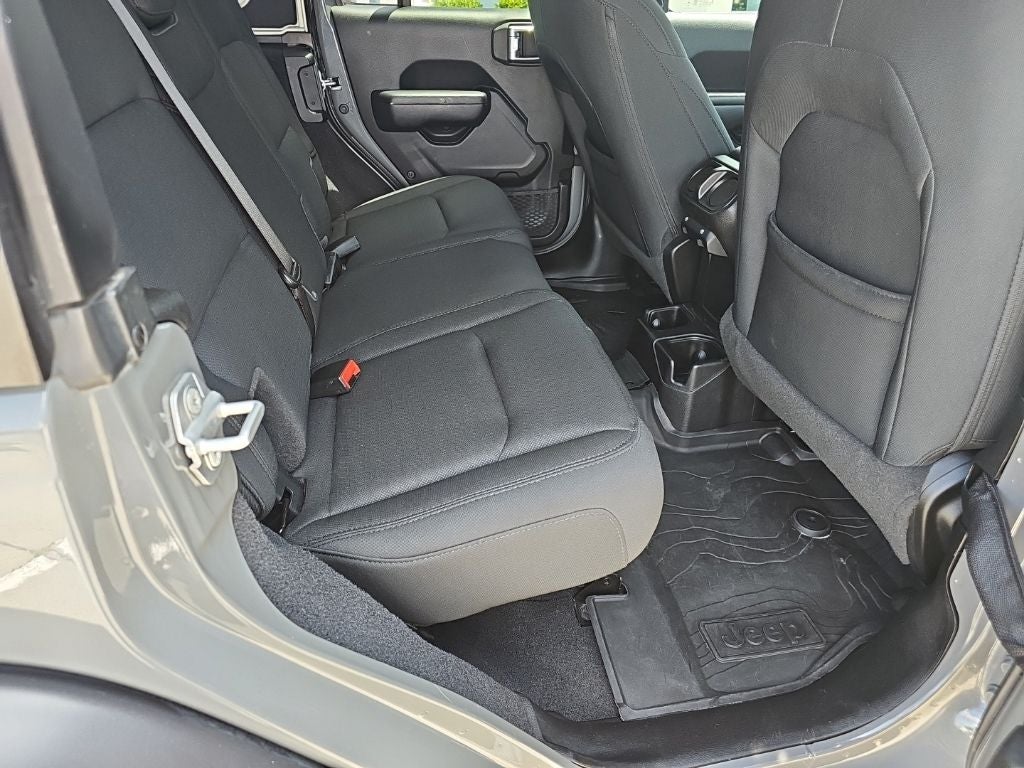 2021 Jeep Wrangler Unlimited Sport Altitude 4x4
