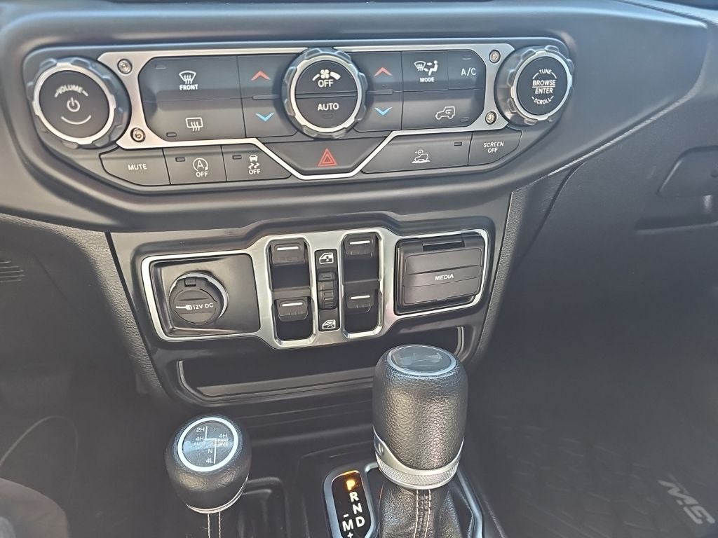 2022 Jeep Wrangler Unlimited Sahara 4x4
