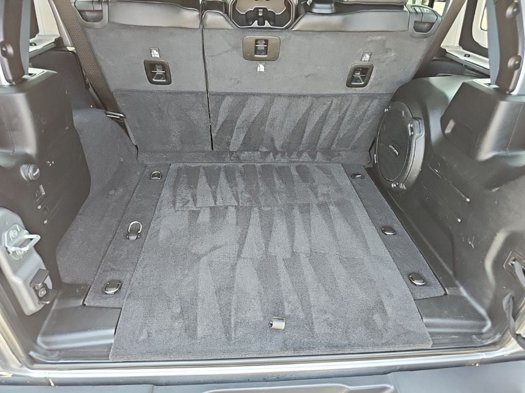 2021 Jeep Wrangler Unlimited Sahara Altitude
