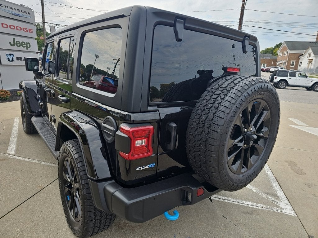 2023 Jeep Wrangler 4xe Sahara 4x4