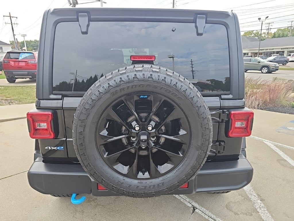 2023 Jeep Wrangler 4xe Sahara 4x4