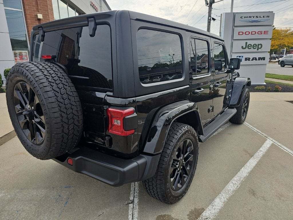 2023 Jeep Wrangler 4xe Sahara 4x4