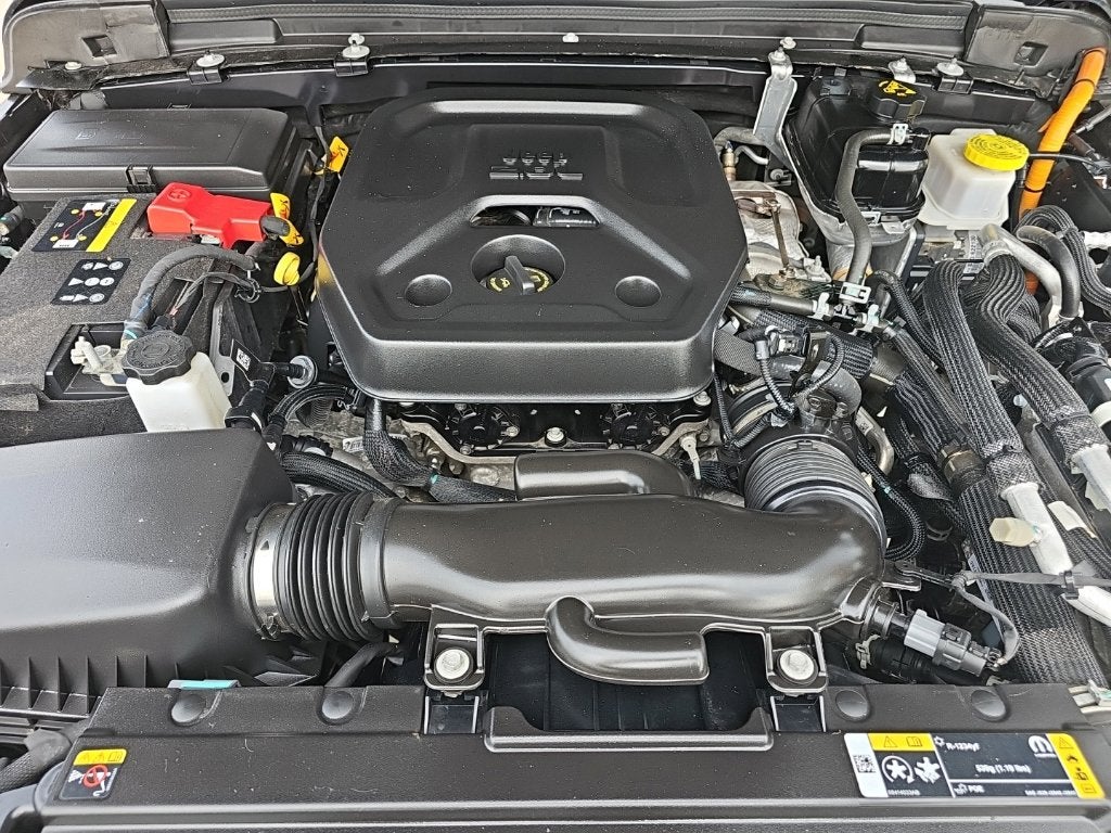 2023 Jeep Wrangler 4xe Sahara 4x4
