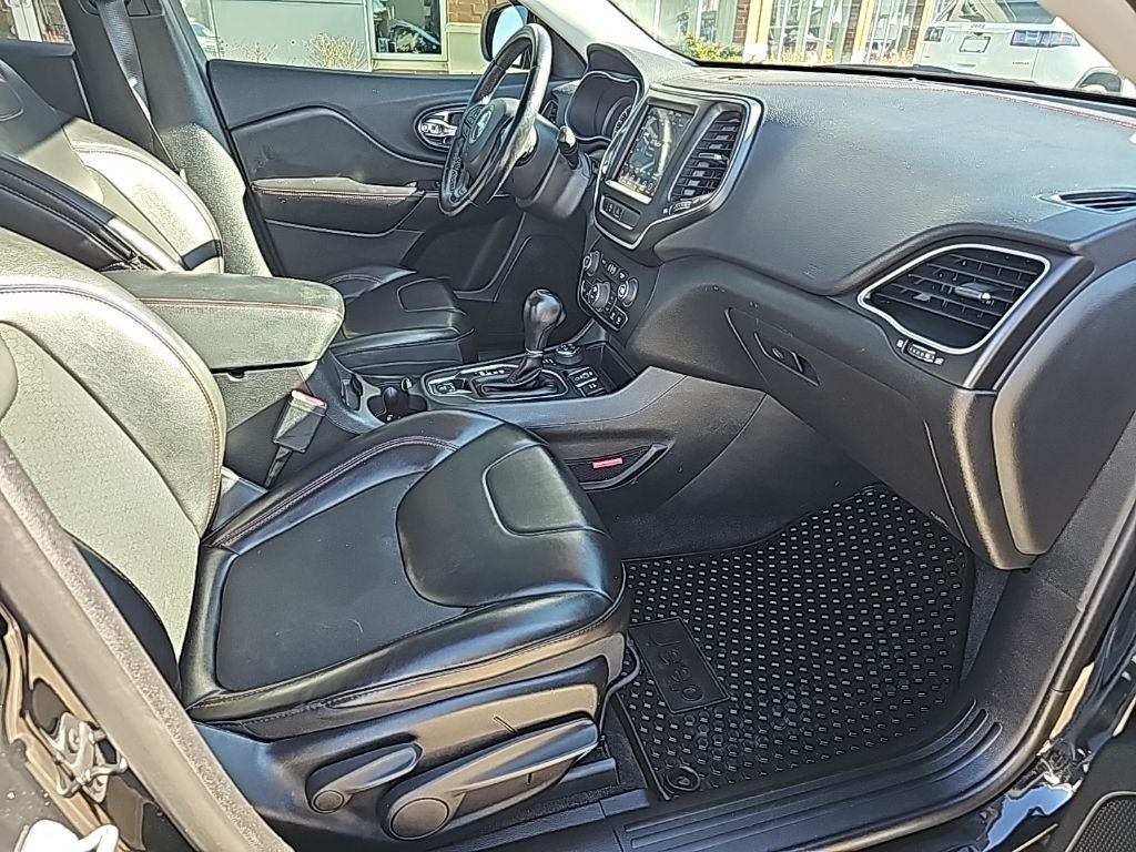 2019 Jeep Cherokee Trailhawk