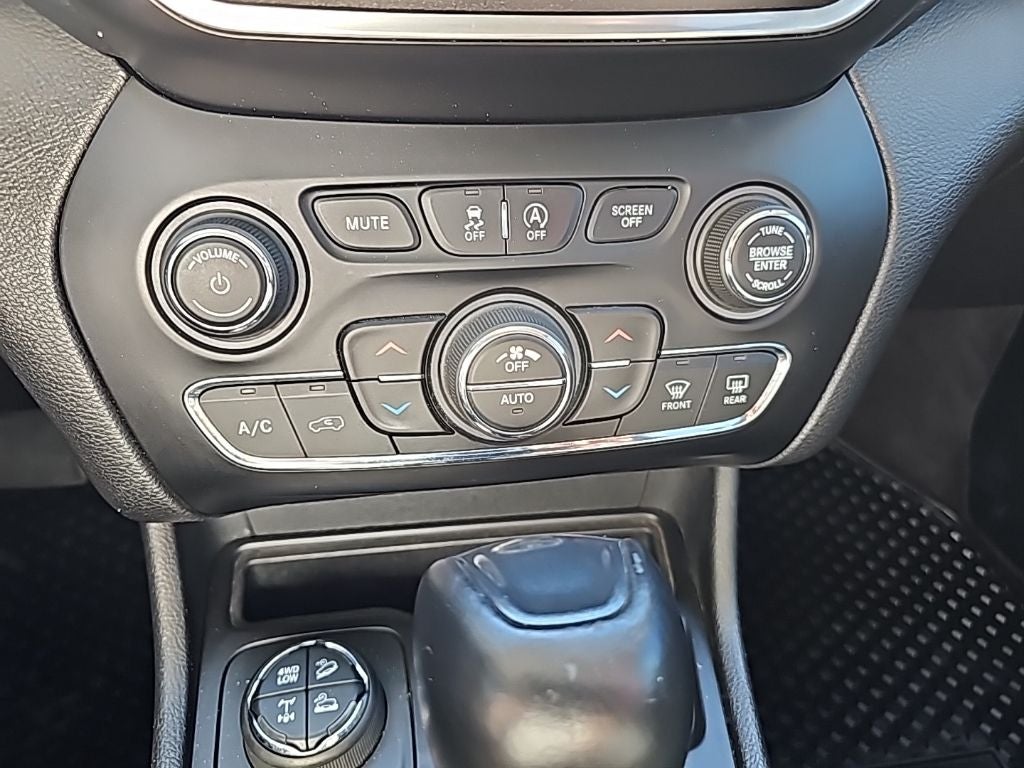 2019 Jeep Cherokee Trailhawk