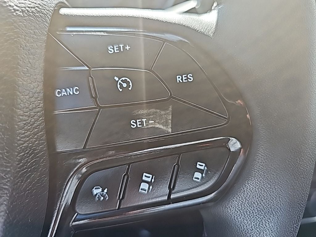 2023 Jeep Cherokee Altitude Lux 4x4