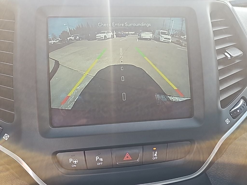 2023 Jeep Cherokee Altitude Lux 4x4