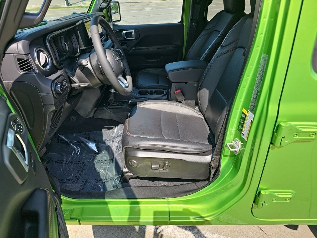 2026 Jeep Wrangler 4-Door Sahara 4x4