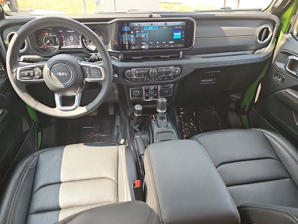 2026 Jeep Wrangler 4-Door Sahara 4x4
