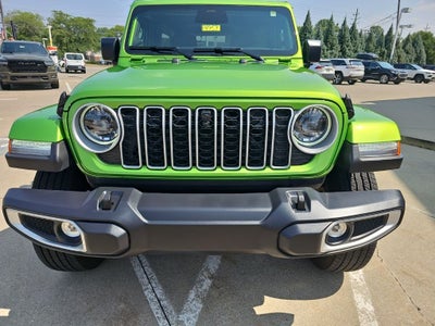 2026 Jeep Wrangler 4-Door Sahara 4x4