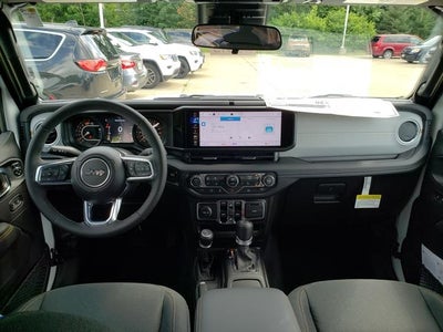 2025 Jeep Wrangler WRANGLER 4-DOOR SAHARA