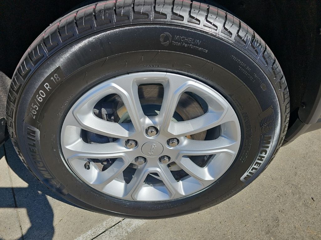 2021 Jeep Grand Cherokee Laredo E