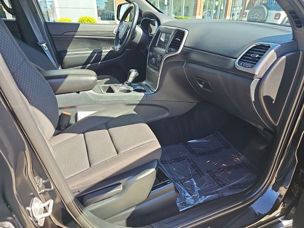 2021 Jeep Grand Cherokee Laredo E