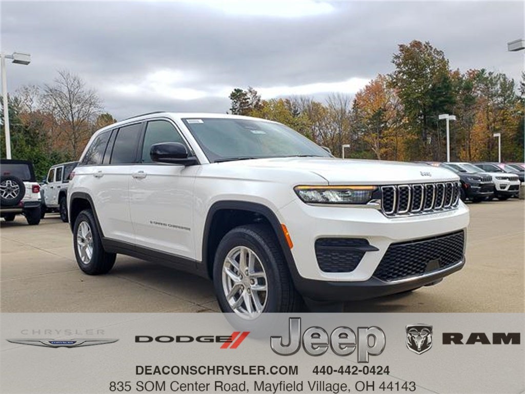 2025 Jeep Grand Cherokee GRAND CHEROKEE LAREDO X 4X4
