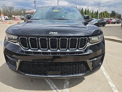 2025 Jeep Grand Cherokee Laredo
