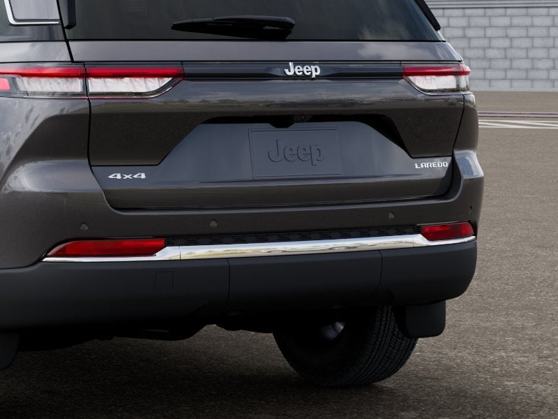 2026 Jeep Grand Cherokee GRAND CHEROKEE LAREDO X 4X4