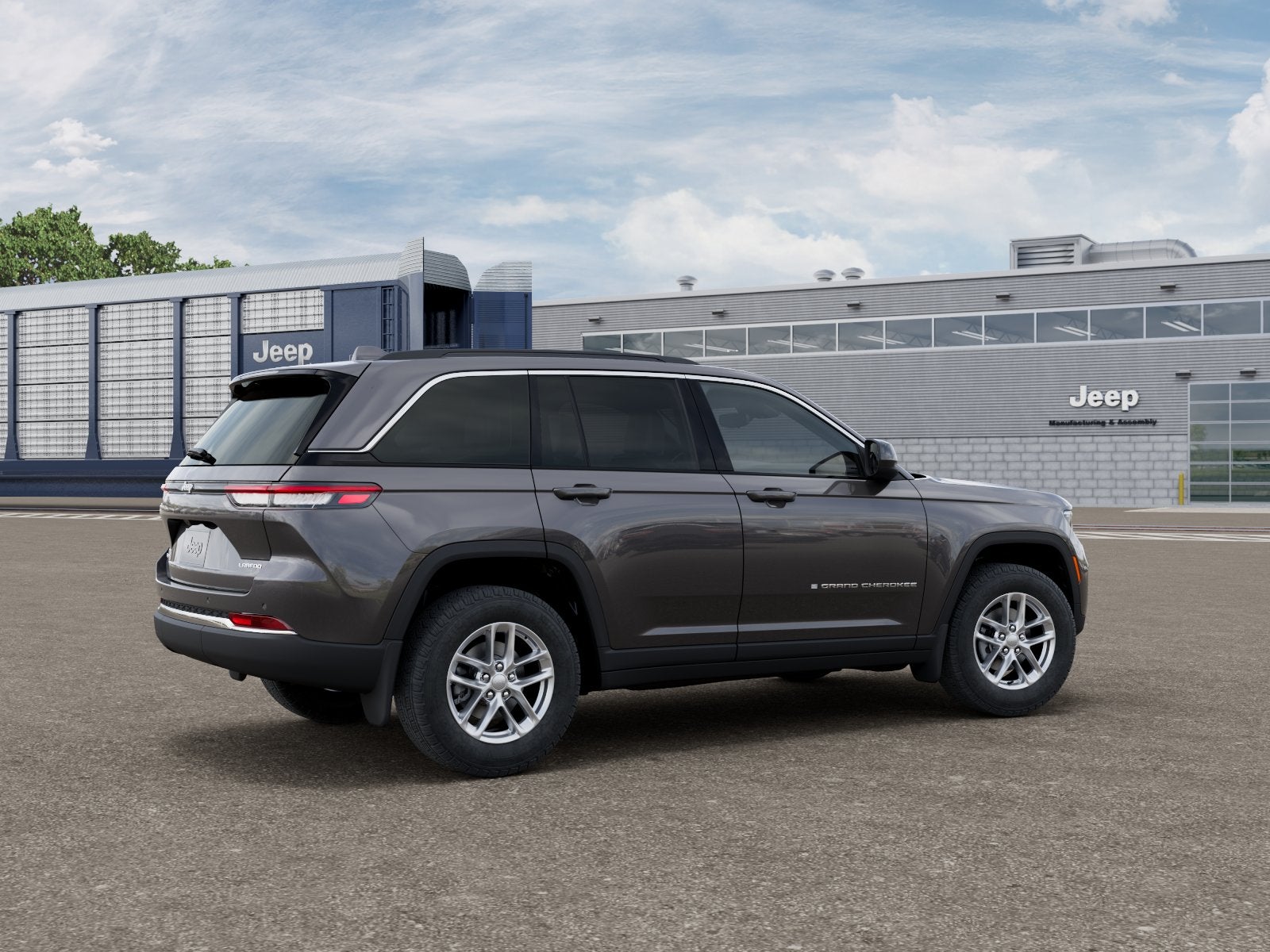2026 Jeep Grand Cherokee GRAND CHEROKEE LAREDO X 4X4