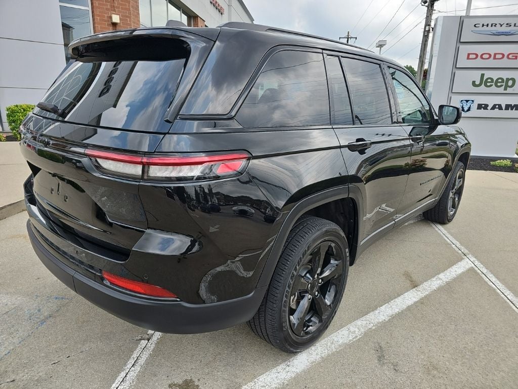 2025 Jeep Grand Cherokee Altitude X 4x4