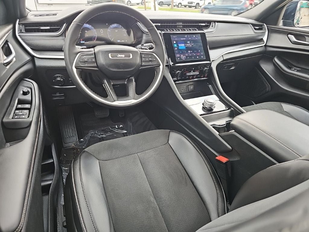 2025 Jeep Grand Cherokee Altitude X 4x4