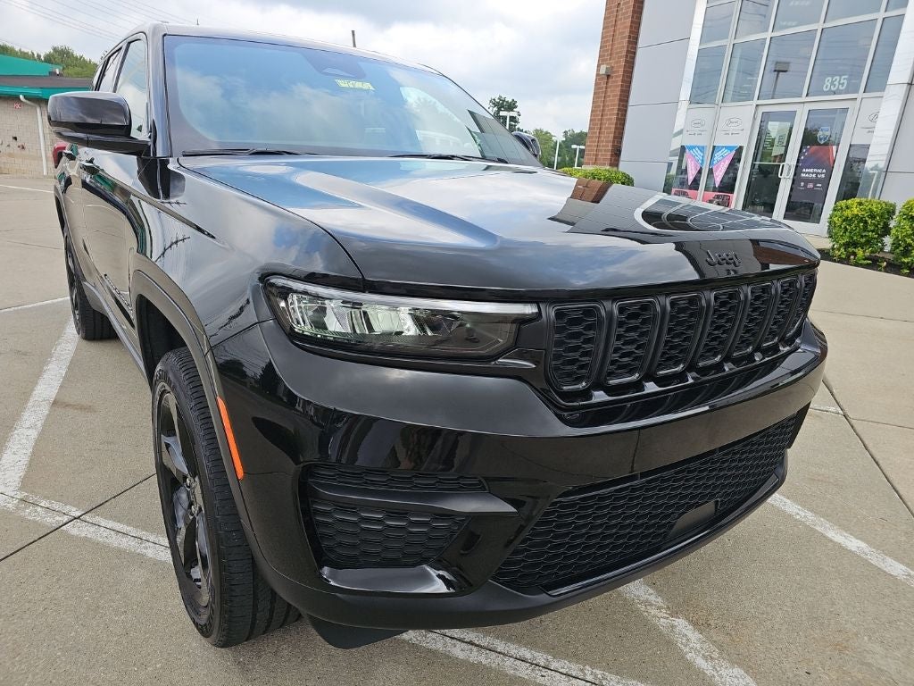 2025 Jeep Grand Cherokee Altitude X 4x4