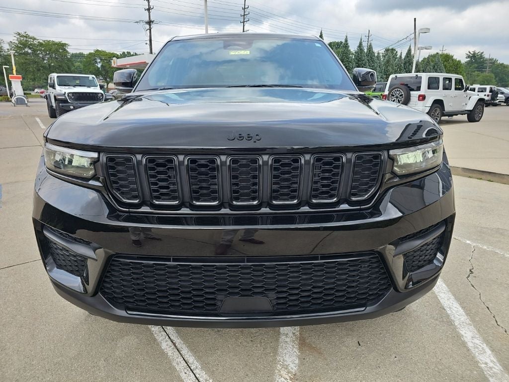 2025 Jeep Grand Cherokee Altitude X 4x4