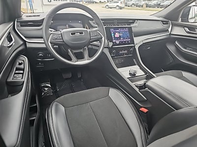 2025 Jeep Grand Cherokee Altitude X 4x4