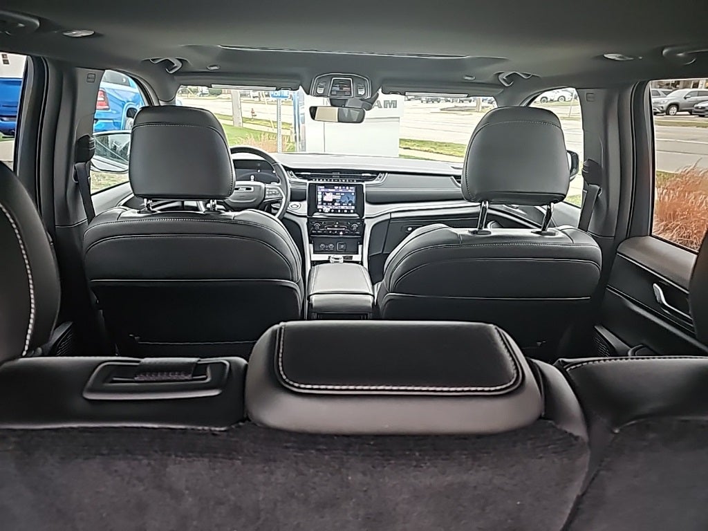 2025 Jeep Grand Cherokee Altitude X 4x4