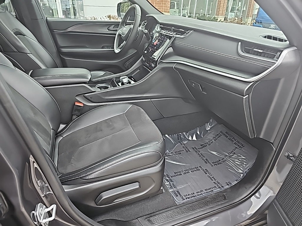 2025 Jeep Grand Cherokee Altitude X 4x4