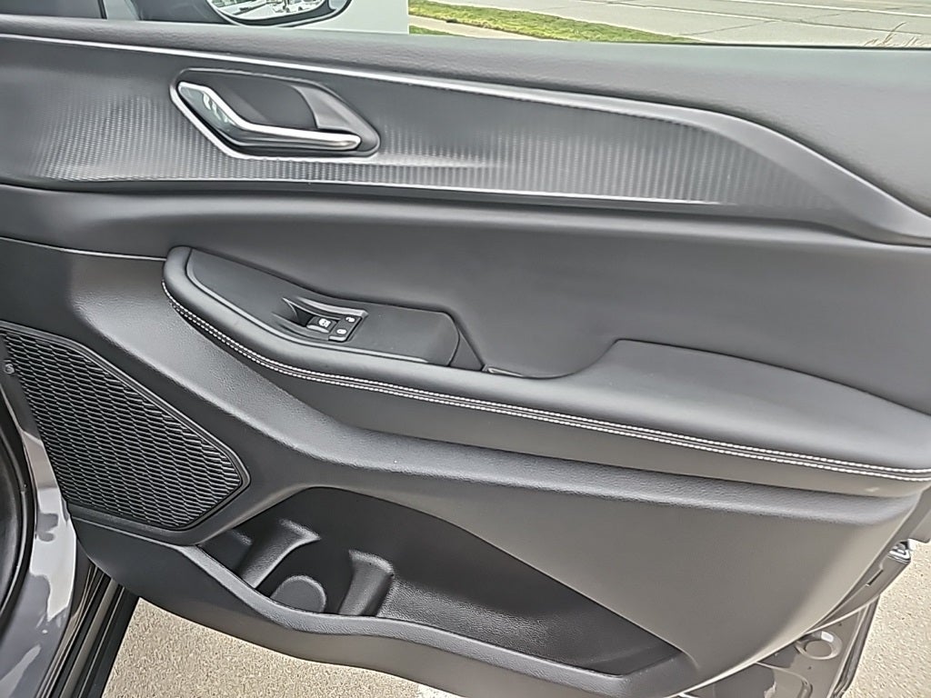 2025 Jeep Grand Cherokee Altitude X 4x4