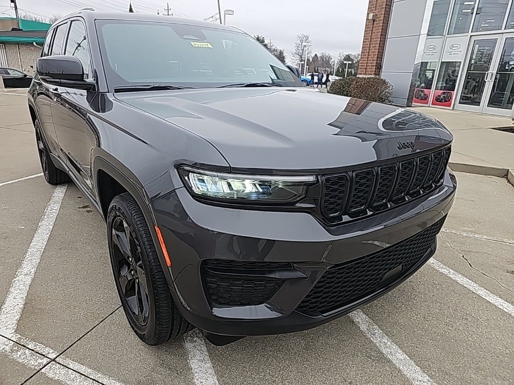 2025 Jeep Grand Cherokee Altitude X 4x4
