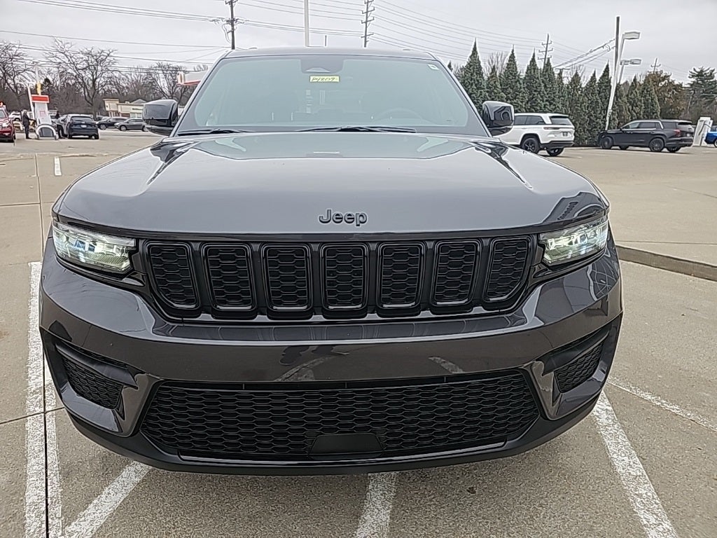 2025 Jeep Grand Cherokee Altitude X 4x4