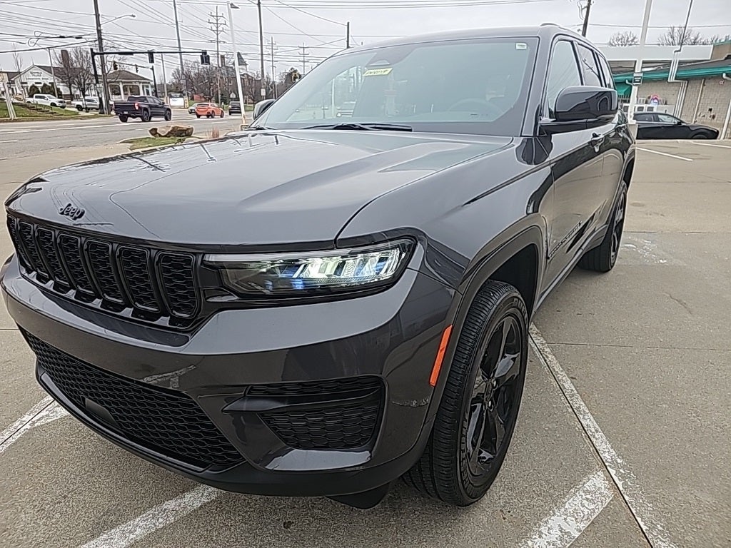 2025 Jeep Grand Cherokee Altitude X 4x4