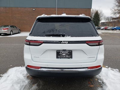 2025 Jeep Grand Cherokee GRAND CHEROKEE LAREDO X 4X4