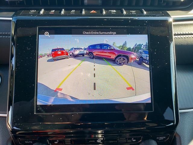 2025 Jeep Grand Cherokee GRAND CHEROKEE LAREDO X 4X4