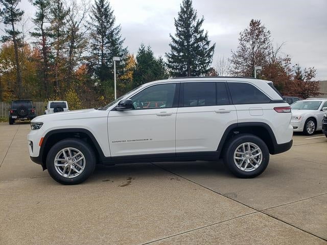 2025 Jeep Grand Cherokee GRAND CHEROKEE LAREDO X 4X4
