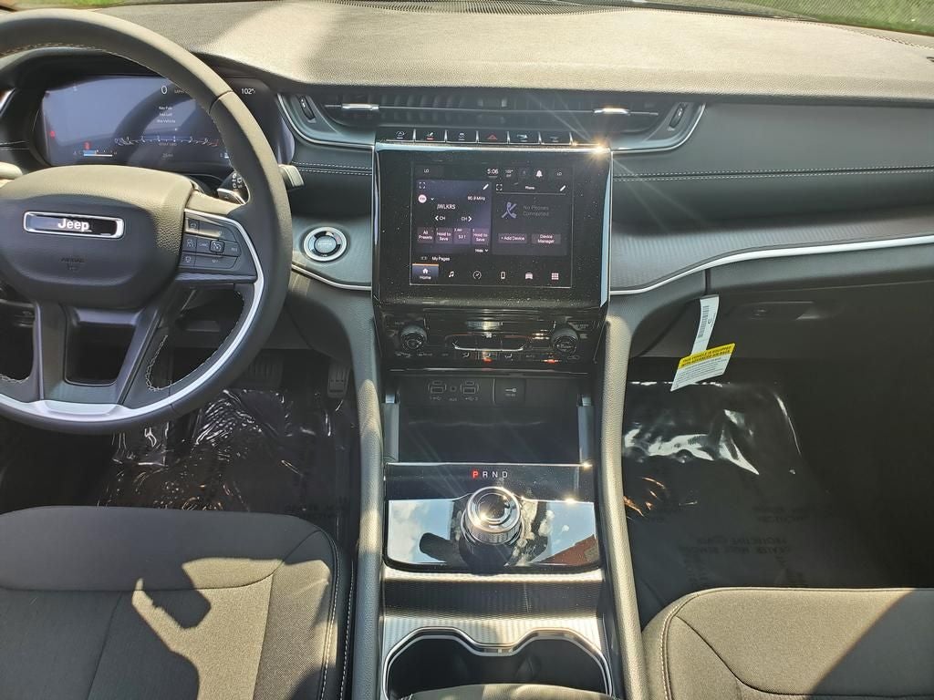 2026 Jeep Grand Cherokee GRAND CHEROKEE LAREDO 4X4