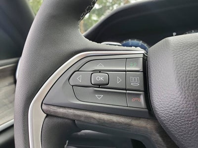 2027 Jeep Grand Cherokee GRAND CHEROKEE LAREDO ALTITUDE 4X4