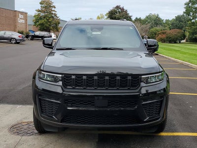 2027 Jeep Grand Cherokee GRAND CHEROKEE LAREDO ALTITUDE 4X4
