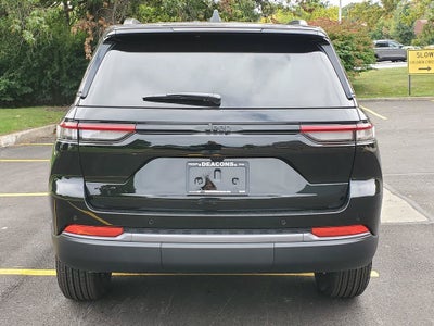 2027 Jeep Grand Cherokee GRAND CHEROKEE LAREDO ALTITUDE 4X4