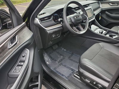 2027 Jeep Grand Cherokee GRAND CHEROKEE LAREDO ALTITUDE 4X4