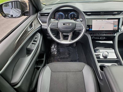 2027 Jeep Grand Cherokee GRAND CHEROKEE LAREDO ALTITUDE 4X4