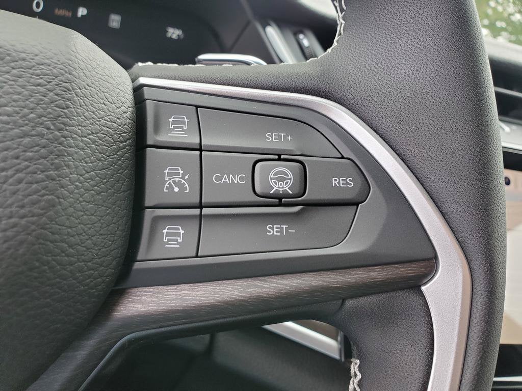 2027 Jeep Grand Cherokee GRAND CHEROKEE LAREDO ALTITUDE 4X4