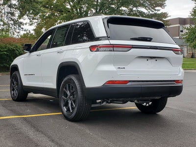 2027 Jeep Grand Cherokee GRAND CHEROKEE LAREDO ALTITUDE 4X4