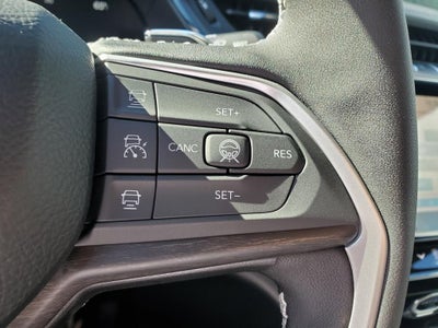 2027 Jeep Grand Cherokee GRAND CHEROKEE LAREDO ALTITUDE 4X4