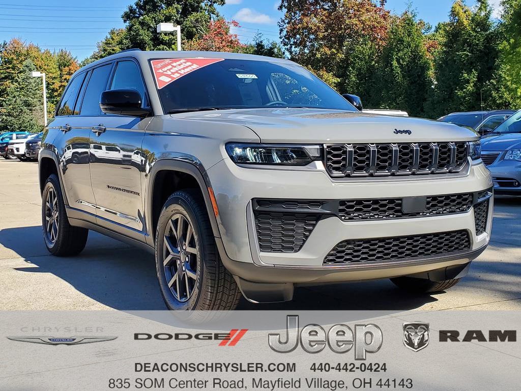 2027 Jeep Grand Cherokee GRAND CHEROKEE LAREDO ALTITUDE 4X4