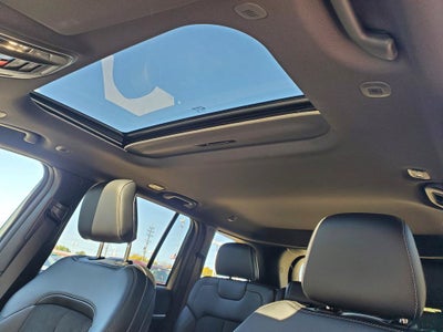 2027 Jeep Grand Cherokee GRAND CHEROKEE LAREDO ALTITUDE 4X4