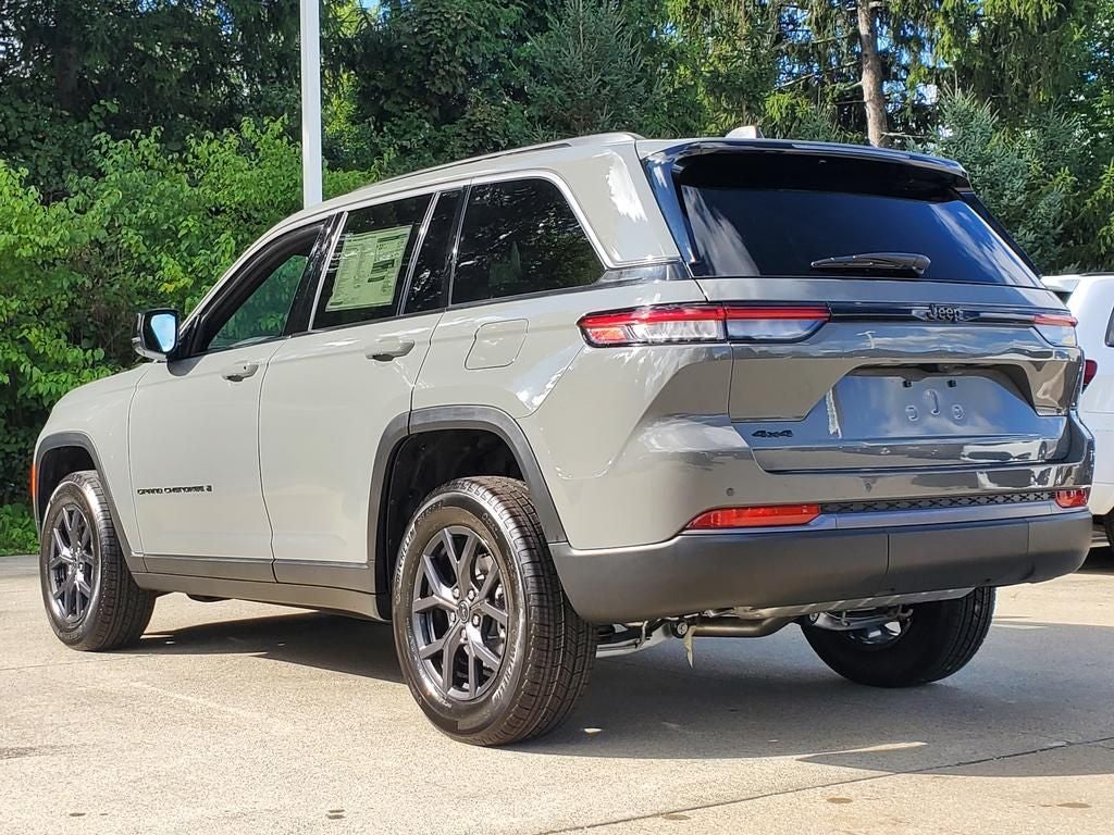 2027 Jeep Grand Cherokee GRAND CHEROKEE LAREDO ALTITUDE 4X4