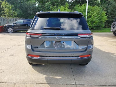 2027 Jeep Grand Cherokee GRAND CHEROKEE LAREDO ALTITUDE 4X4