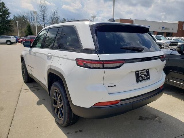 2026 Jeep Grand Cherokee GRAND CHEROKEE LAREDO ALTITUDE 4X4